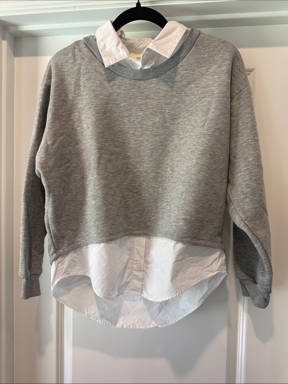 Maeve Grey Oversized Crewneck Sweater with White Shirt Hem Size X-Small